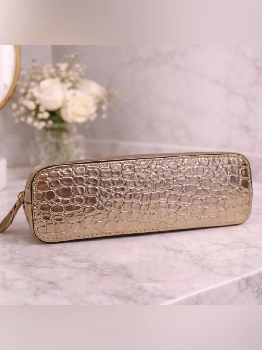 Michael Kors “GOLD EMPIRE” cosmetic/travel pouch! NWT